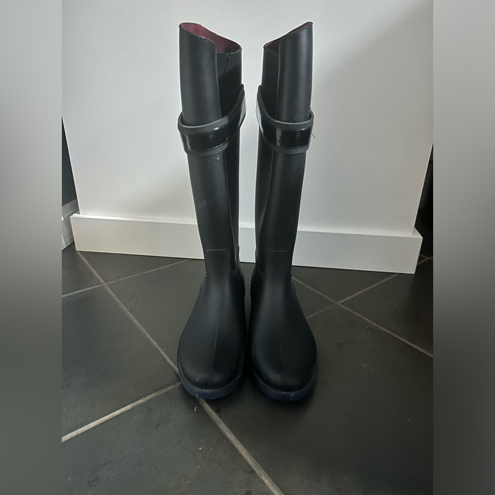 Tommy Hilfiger rain boots